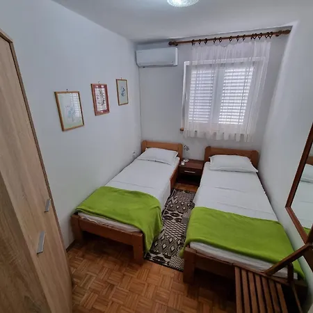 Studio Fur 10 Personen In Crikvenica, Kvarner Bucht Und Umgebung Crikvenica