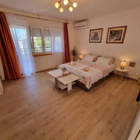 Studio Fur 10 Personen In Crikvenica, Kvarner Bucht Und Umgebung *